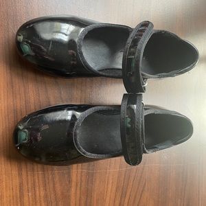 Little Girl tap shoes